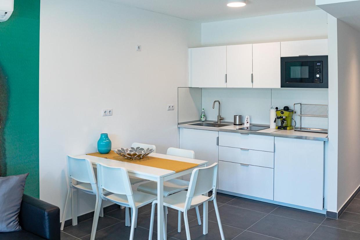 Marina Apartman Hotel บาลาตอนเซเมช ภายนอก รูปภาพ