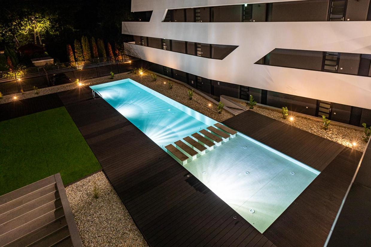 Marina Apartman Hotel บาลาตอนเซเมช ภายนอก รูปภาพ