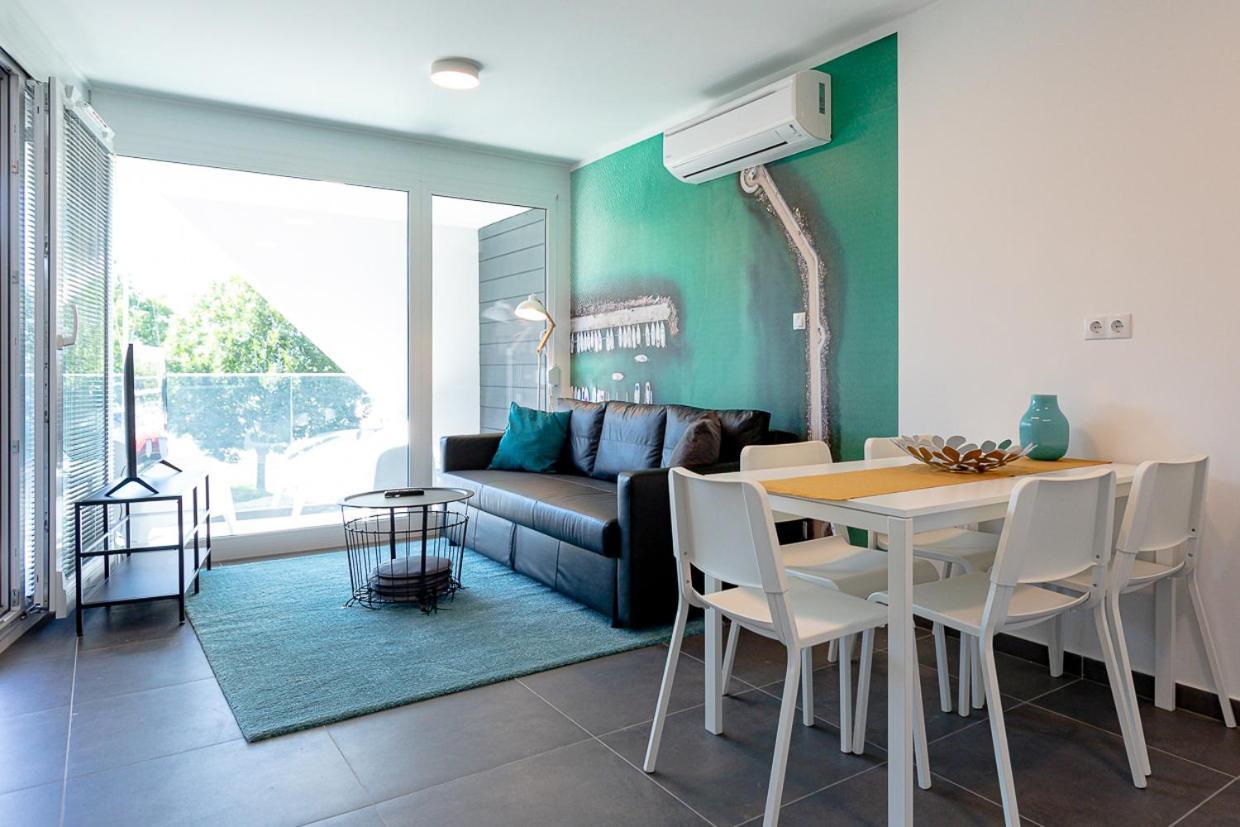 Marina Apartman Hotel บาลาตอนเซเมช ภายนอก รูปภาพ