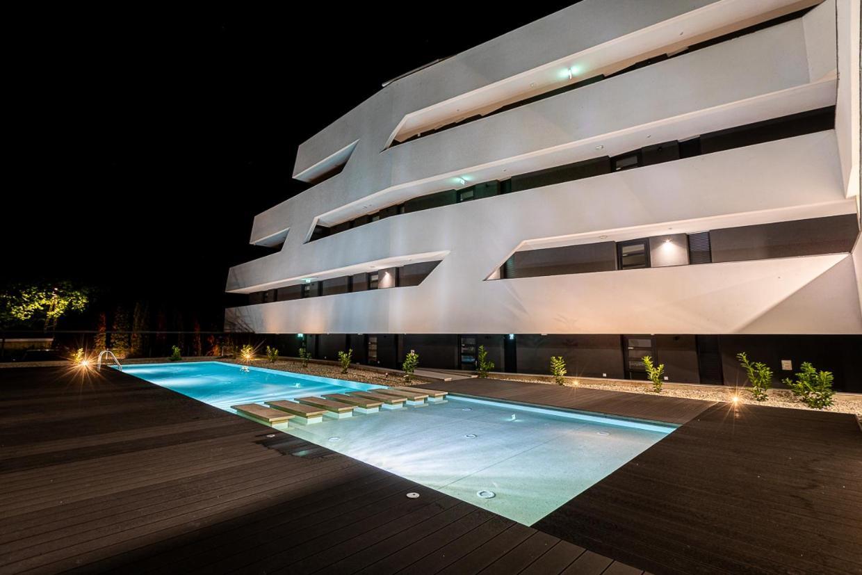 Marina Apartman Hotel บาลาตอนเซเมช ภายนอก รูปภาพ